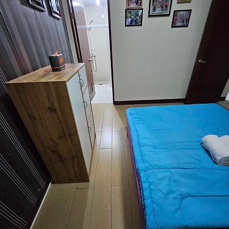 Cubao Manhattan Heights Unit 5A Tower C Quezon City Exterior foto