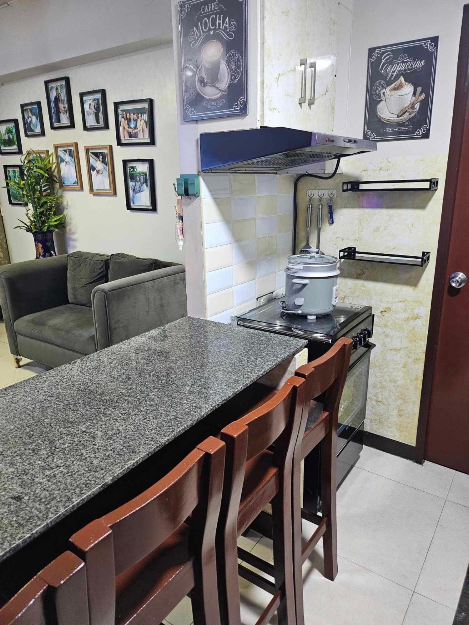 Cubao Manhattan Heights Unit 5A Tower C Quezon City Exterior foto