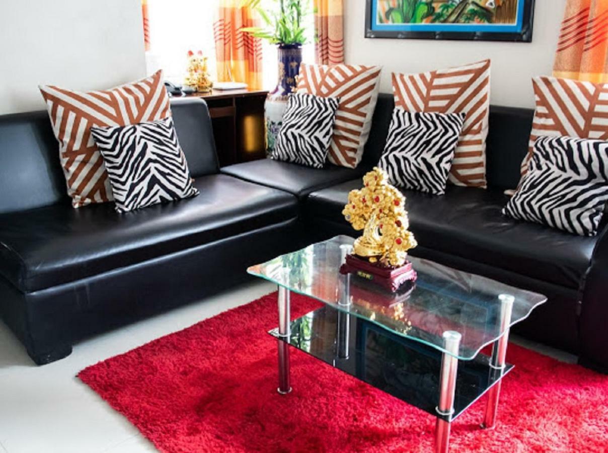 Cubao Manhattan Heights Unit 5A Tower C Quezon City Exterior foto