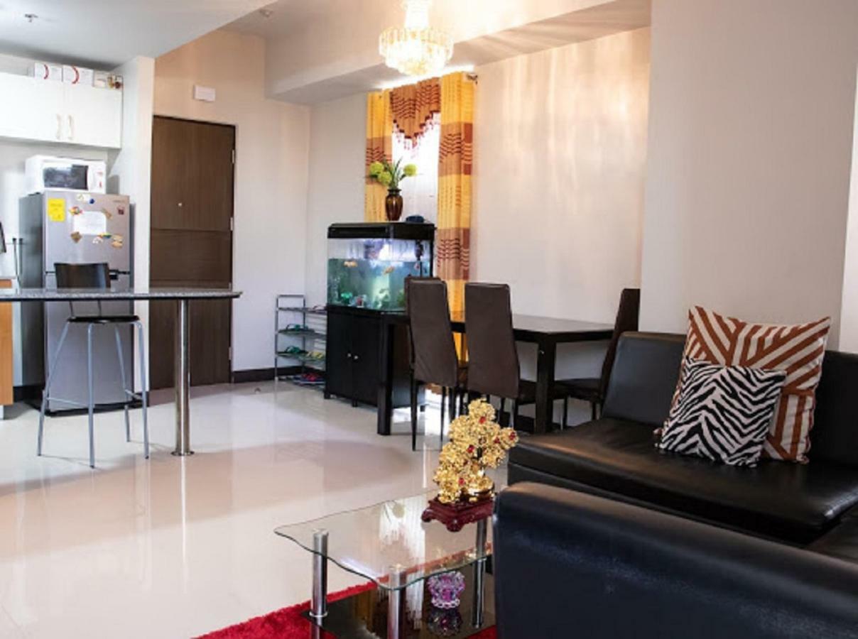 Cubao Manhattan Heights Unit 5A Tower C Quezon City Exterior foto